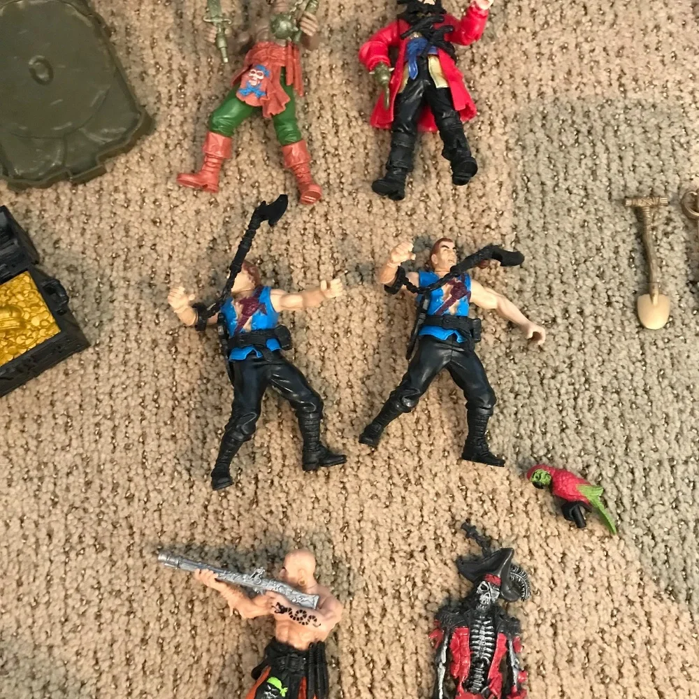 True Heroes Pirate Ship and Action Figure Toy Lot